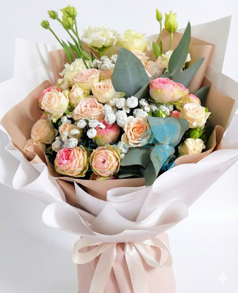 Букет цветов из: Розы и Лизиантусы